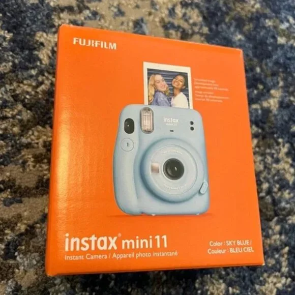 Fujifilm Instax Mini 11 Instant Camera - Sky Blue NEW - Picture 1 of 5